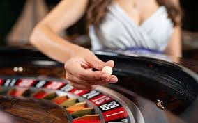 168wbtoto MSC interface showing sportsbook, live-dealer, and esports tabs